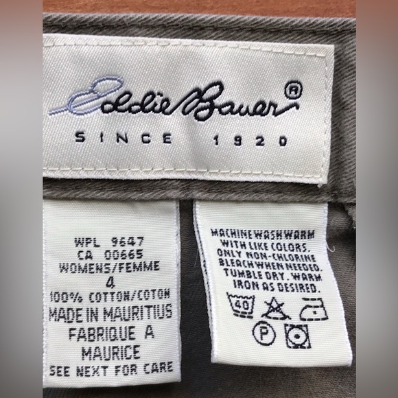 Eddie Bauer Pleated Shorts - Picture 5 of 6